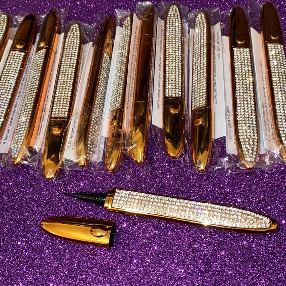 Magic Eyeliner Eyelash Adhesive Pen